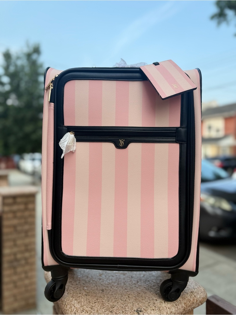 Victoria's Secret Pink Striped Carry-On with Black Trim copie
